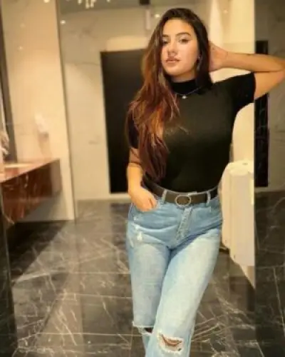 Escorts Kamrej
